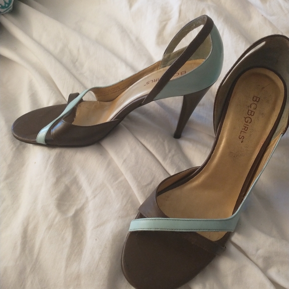 BCBG Girls Open Toe Heels - Picture 4 of 6